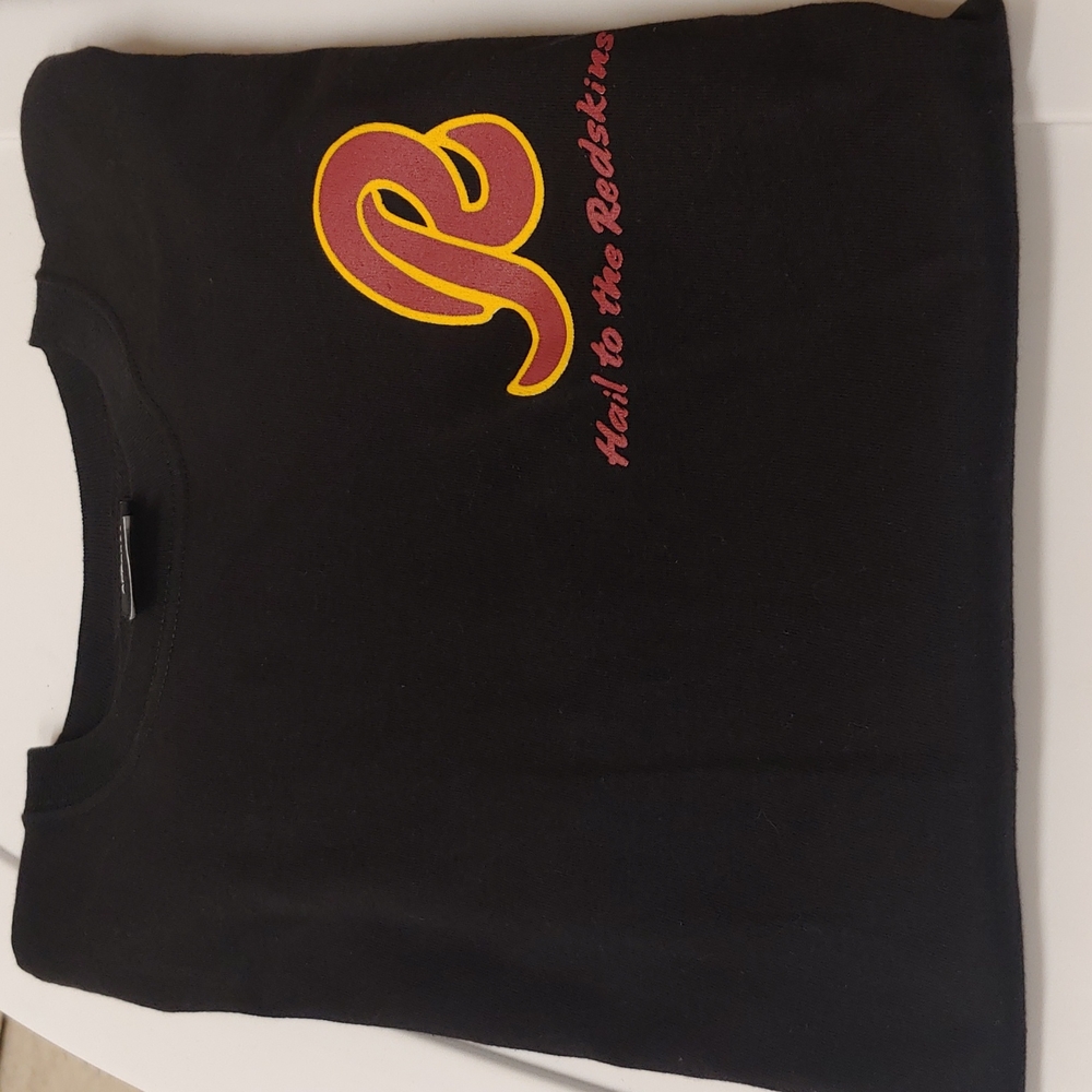 Vintage NFL Redskins t-shirt unisex. sz.Sm never wore. Made in U.S.A